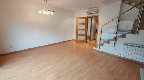 Foto 4 de Casa adosada de lloguer a Domeny, Girona Capital