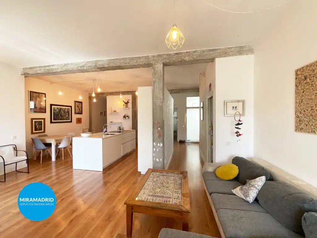 Sala de estar de Piso de alquiler en Madrid con Aire acondicionado, Terraza y Amueblado