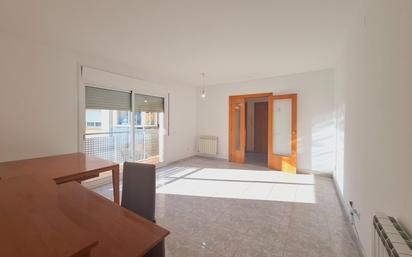 Living room of Flat for sale in El Vendrell  with Heating, Terrace and Balcony