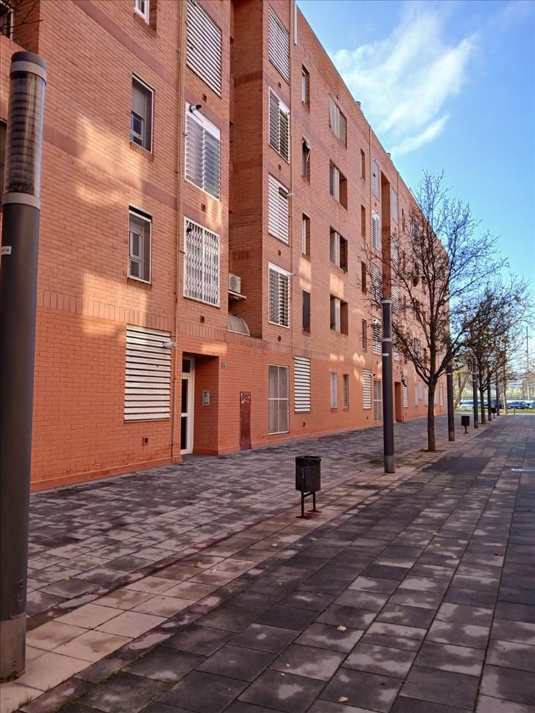 Exterior view of Apartment for sale in Sant Adrià de Besòs