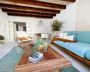 Wohnzimmer von Einfamilien-Reihenhaus miete in Ciutadella de Menorca mit Klimaanlage und Terrasse