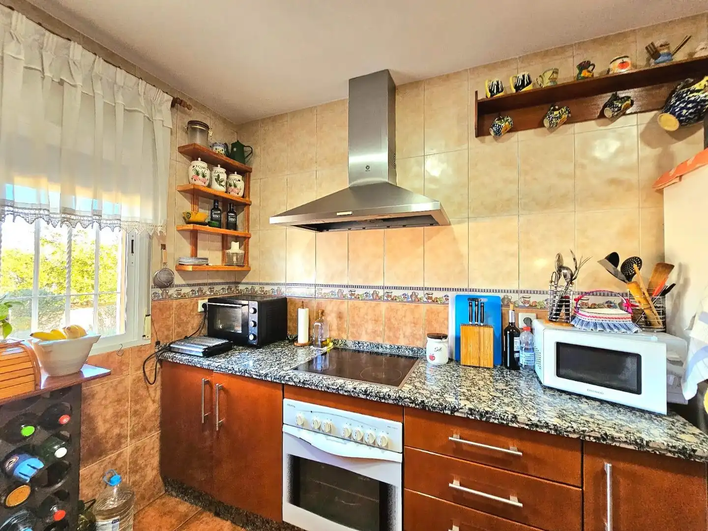 Kitchen of Houses for sale in Córdoba  with Air Conditioner, Private garden and Terrace