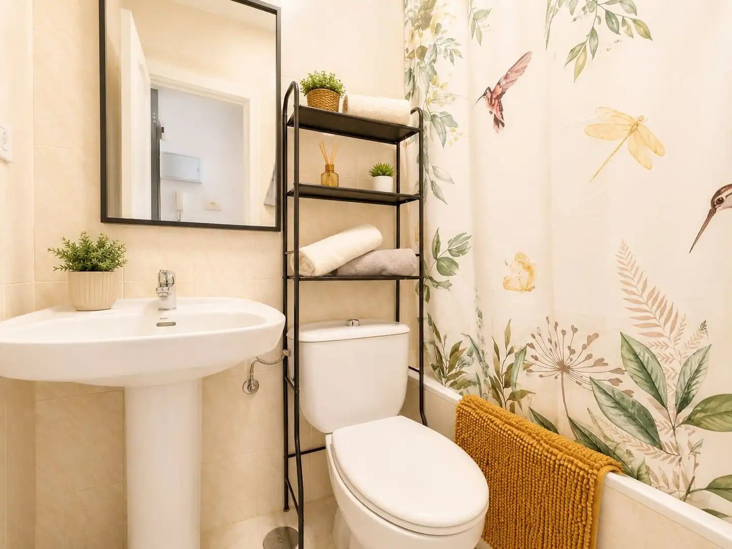 Bathroom of Flat for sale in Fuengirola  with Alarm