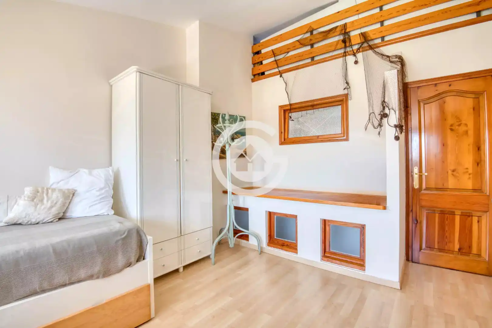 Habitación de Casa adosada en venta en Palafrugell con Calefacción, Parquet y Terraza