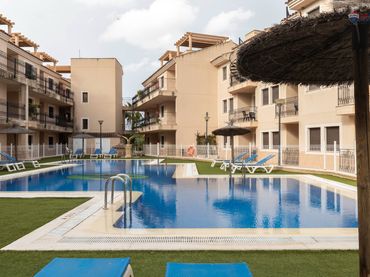 Apartamento con balcón en venta en Urbanización Collados Zieschang 63A