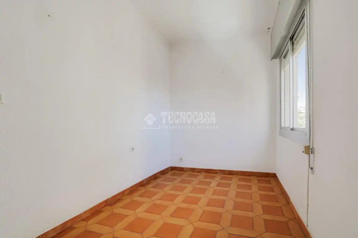 Habitación de Piso en venta en Sant Vicenç Dels Horts con Aire acondicionado y Alarma