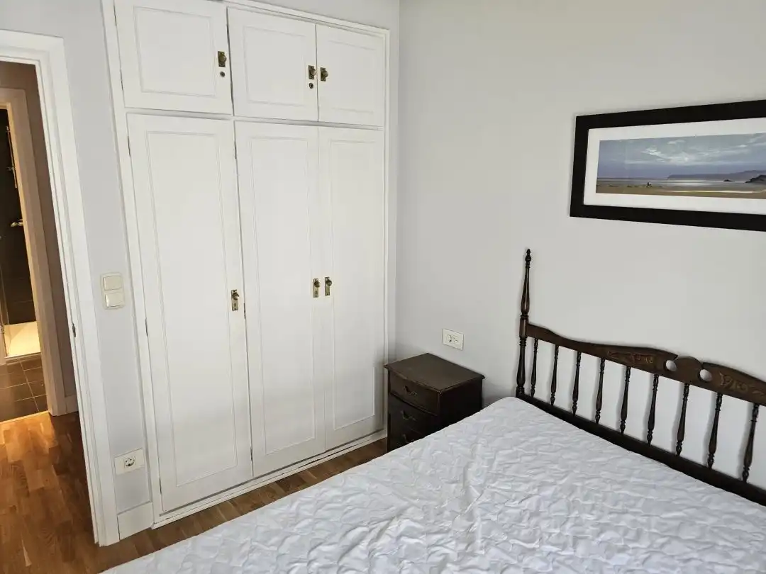 Habitación de Piso de alquiler en Donostia - San Sebastián  con Calefacción y Balcón