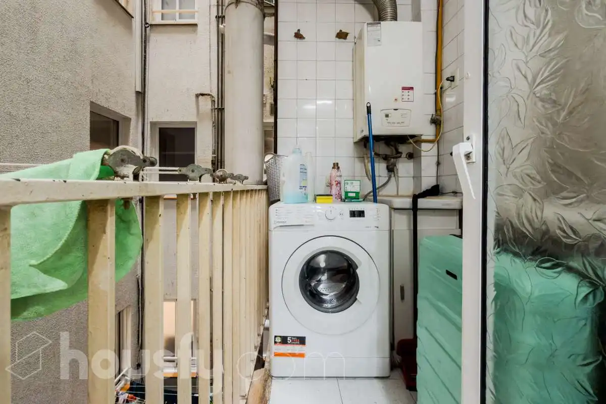 Flat for sale in Carrer de Provença, La Nova Esquerra de l'Eixample