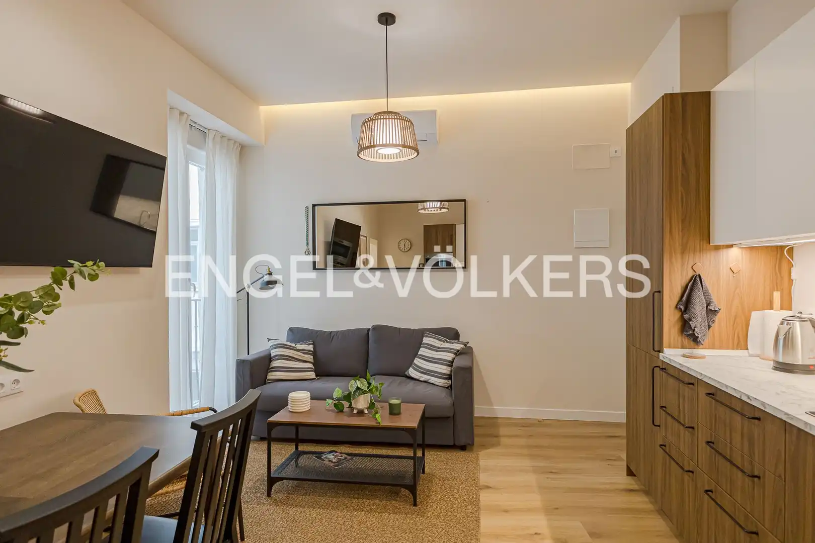 Sala de estar de Piso de alquiler en Madrid con Calefacción y Balcón