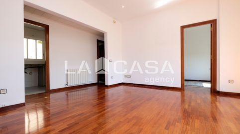 Foto 2 de Piso en venta en Carrer de Santa Fe, Vilapicina i la Torre Llobeta, Barcelona Capital