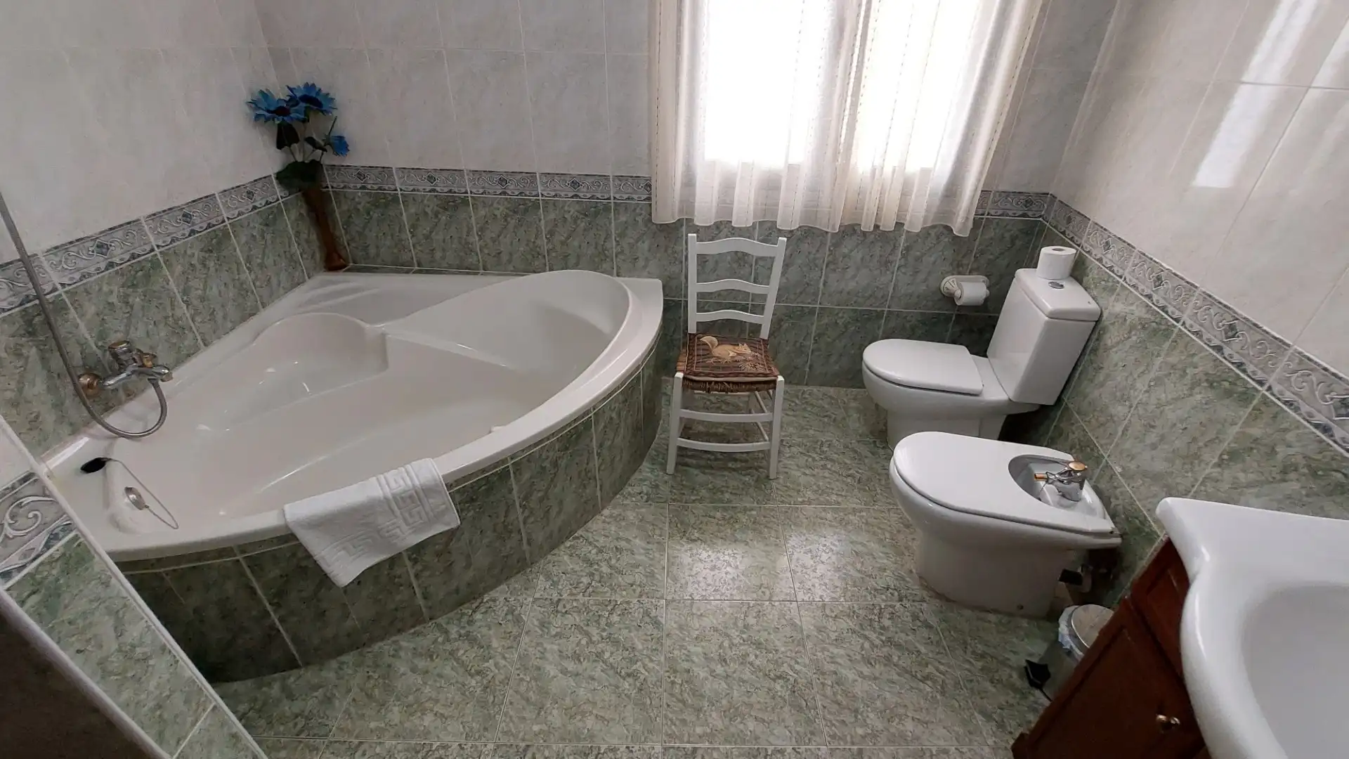 Baño de Casa o chalet en venta en Zarza de Granadilla con Aire acondicionado, Calefacción y Amueblado