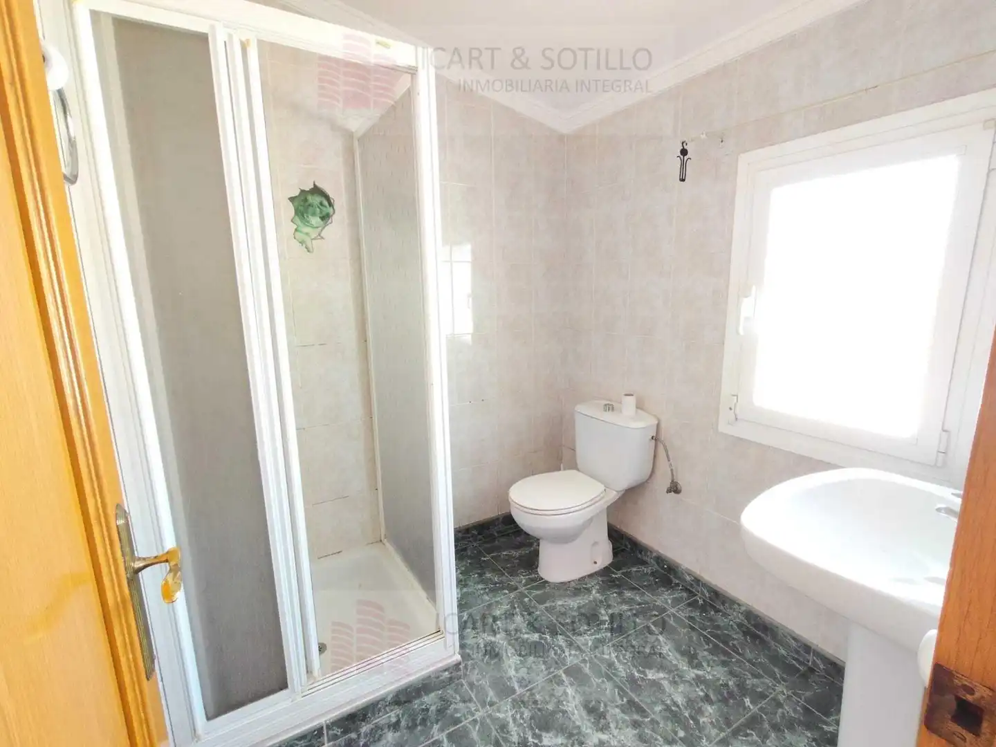 Bany de Casa o xalet en venda en Vinaròs amb Aire condicionat, Jardí privat i Terrassa