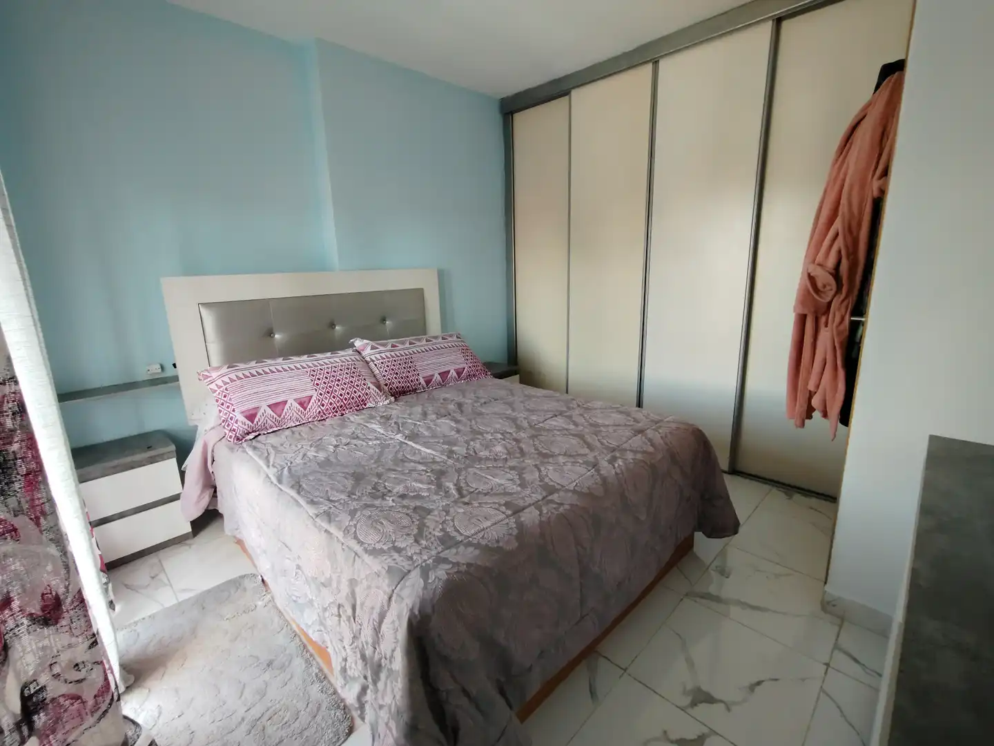 Habitación de Casa adosada en venta en Alhendín con Aire acondicionado, Amueblado y Balcón