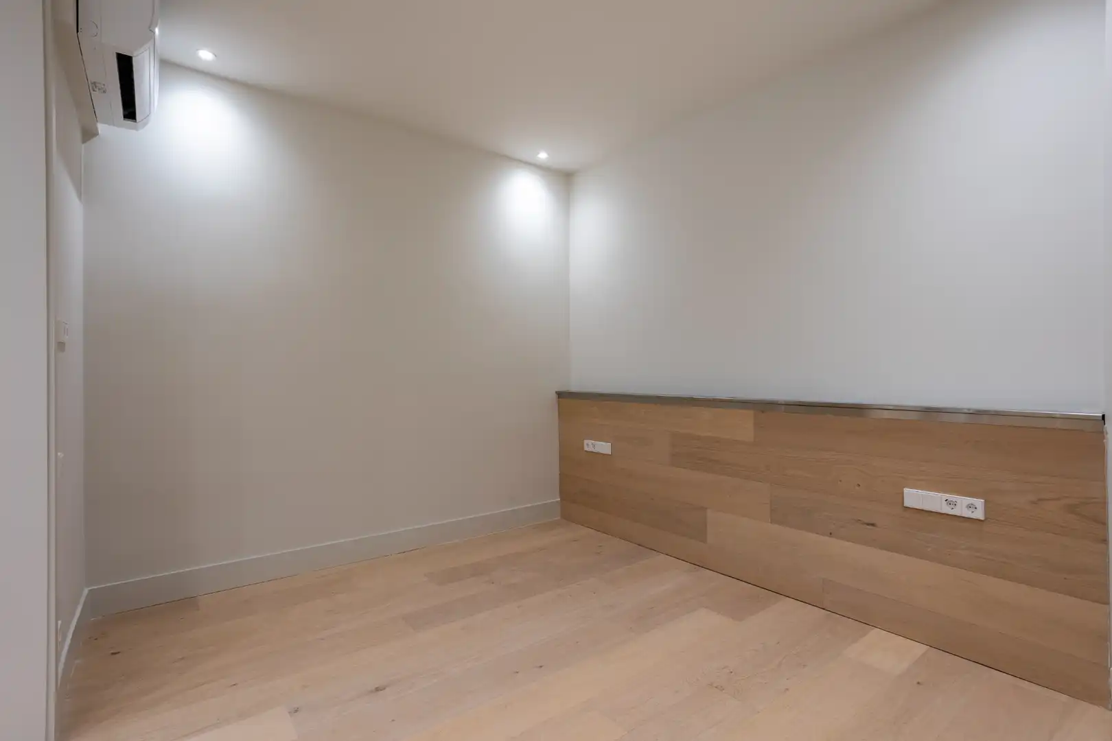 Appartamento con ascensore in vendita a Carrer de la Portaferrissa, imagen 47
