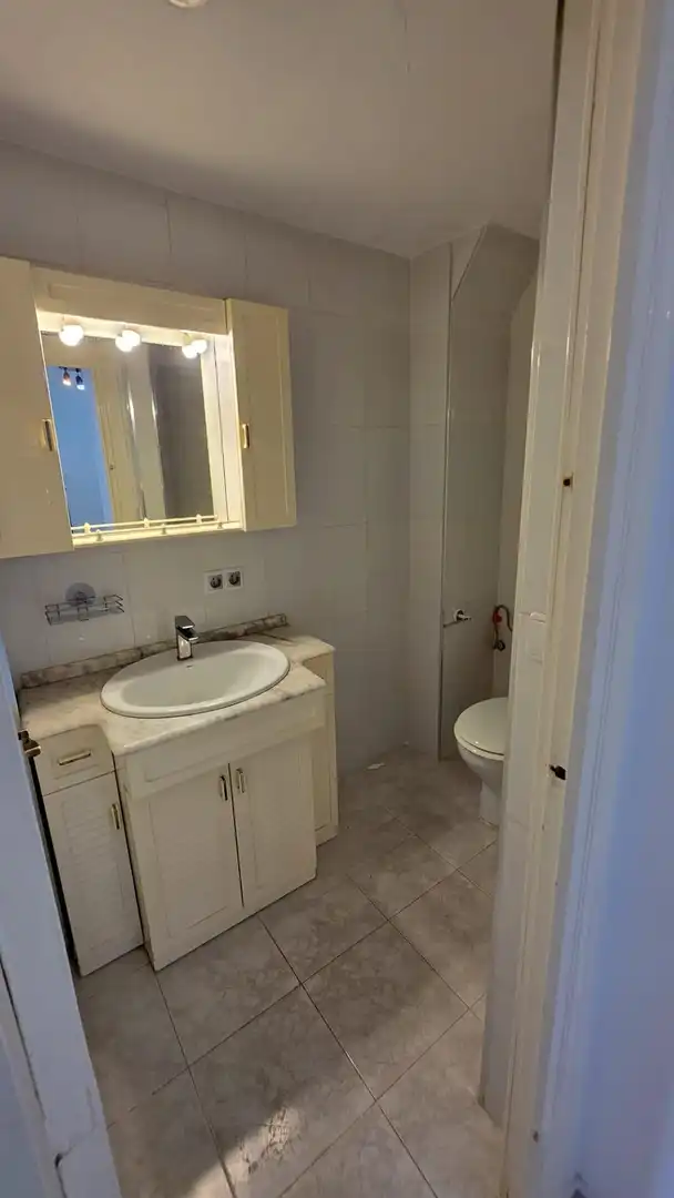 Flat with terrace to rent in Calle PELAYO, TOMAS, imagen 8