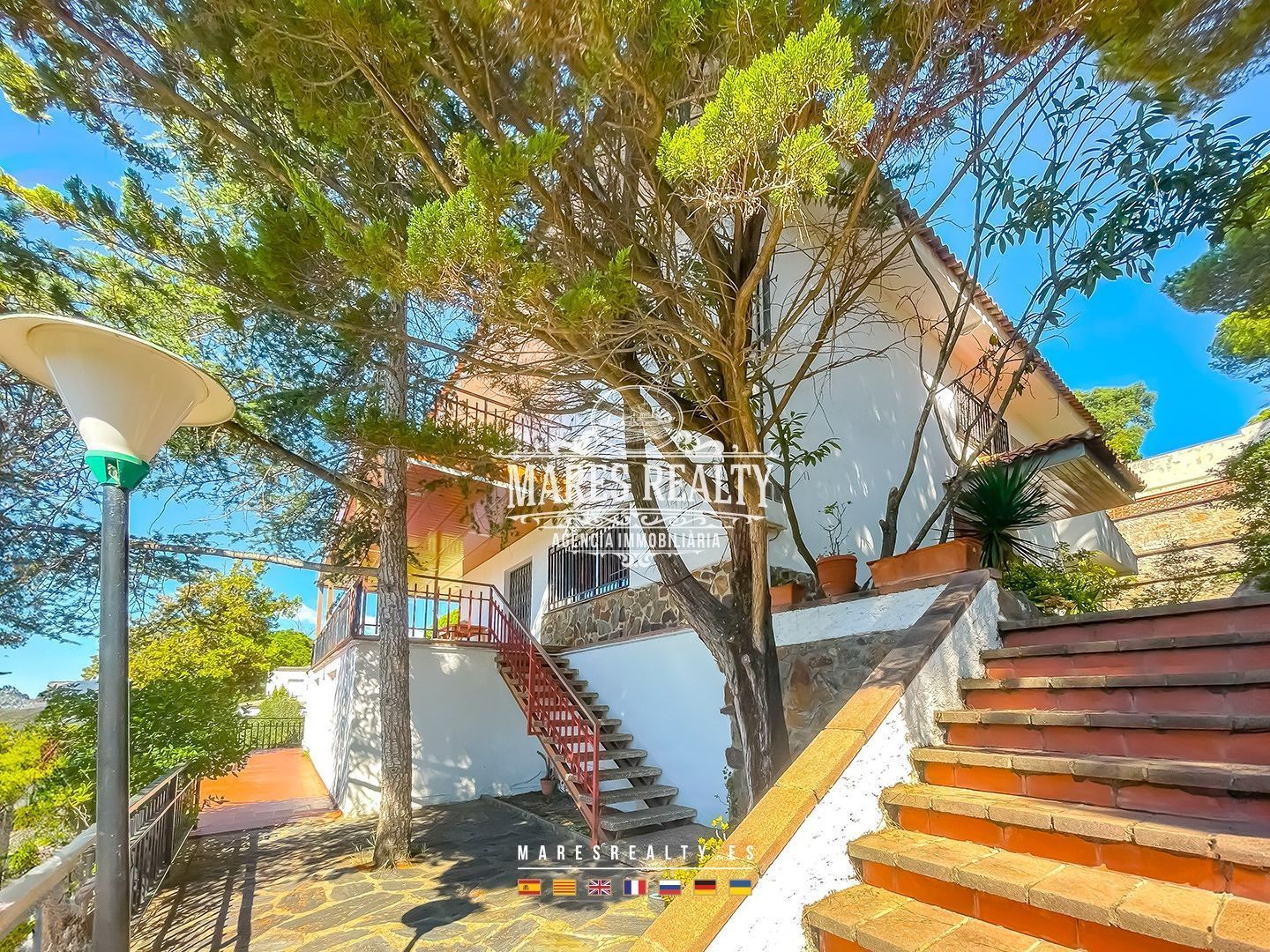 Vista exterior de Casa o xalet en venda en Argentona amb Calefacció, Jardí privat i Terrassa