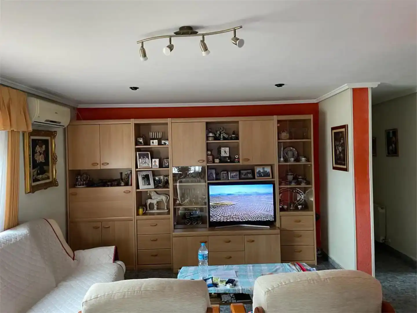 Sala d'estar de Casa o xalet en venda en Pedralba amb Aire condicionat