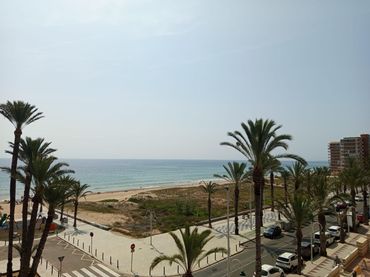 Mini appartamento con ascensore in affitto a Avenida de San Bartolomé de Tirajana 36