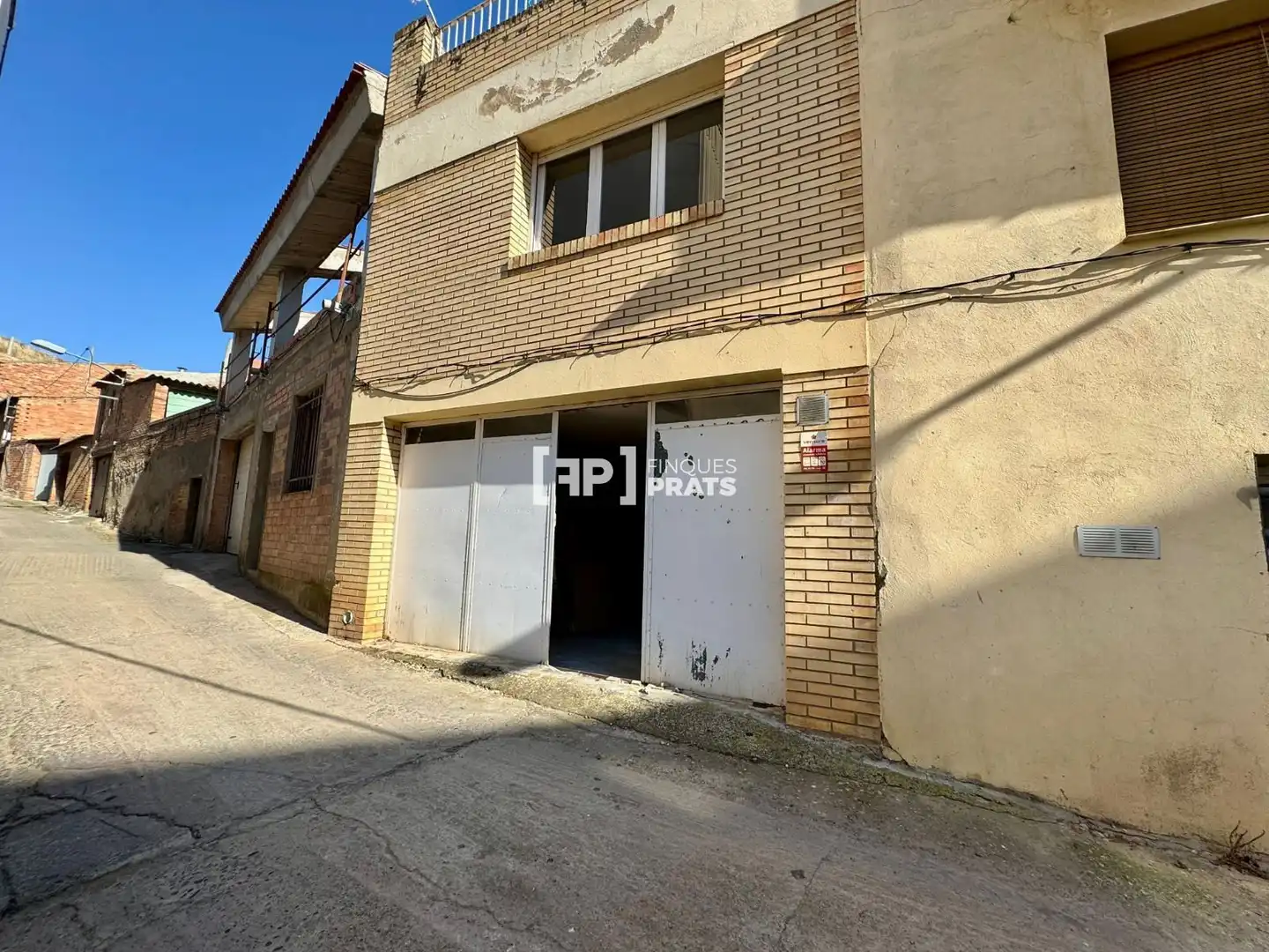 Exterior view of Houses for sale in Albesa  with Air Conditioner and Heating