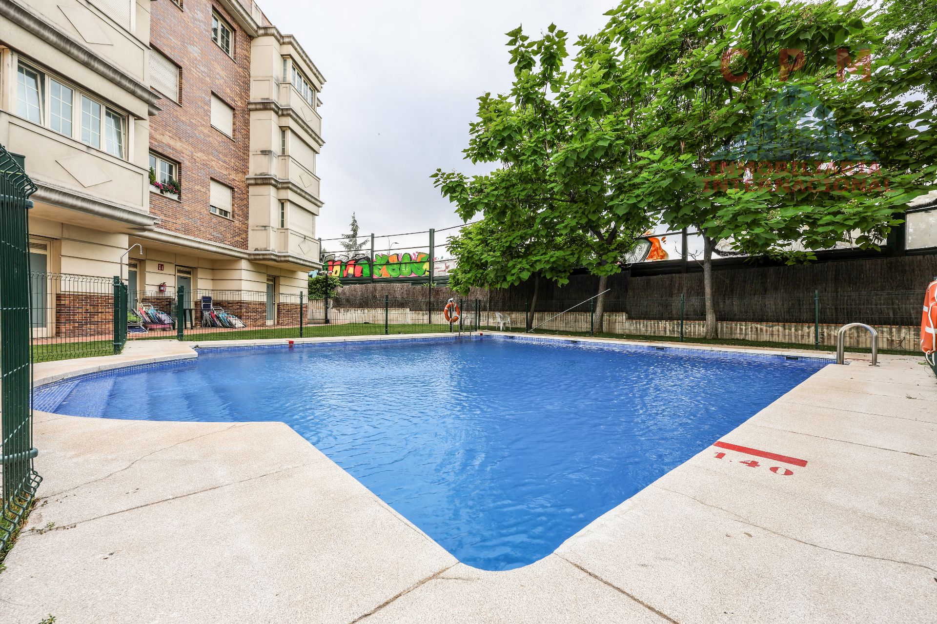 Piscina de Piso de alquiler en  Madrid Capital con Aire acondicionado, Calefacción y Parquet