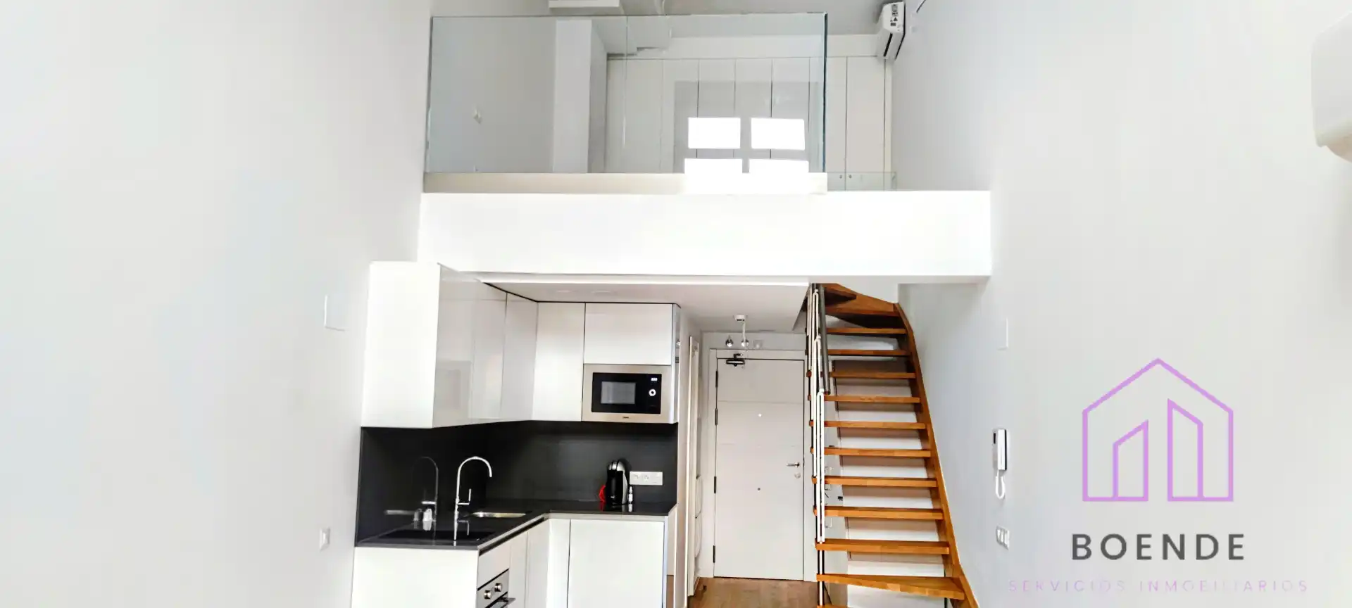 Küche von Loft zur Miete in San Sebastián de los Reyes mit Klimaanlage, Heizung und Ofen