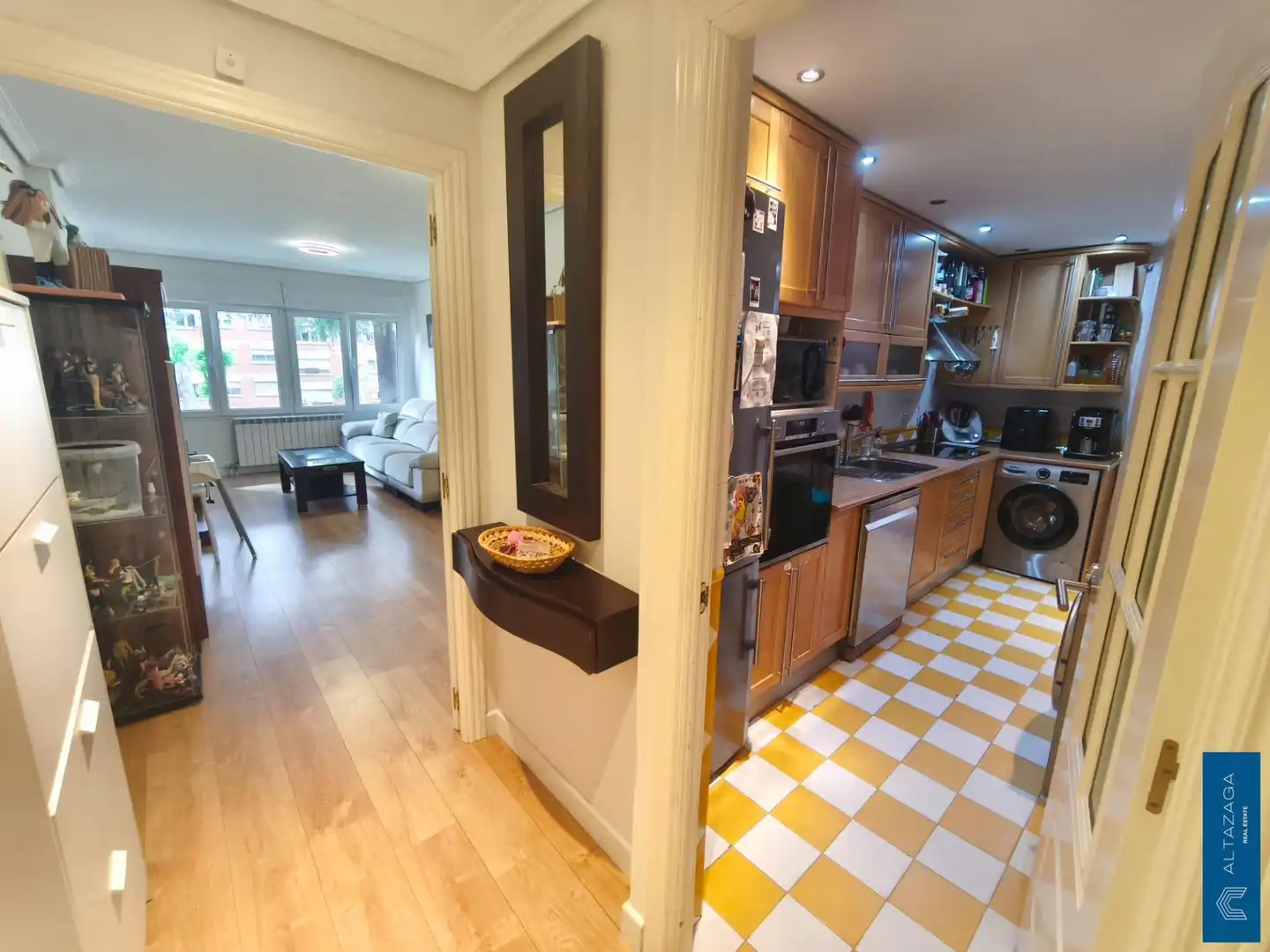 Küche von Wohnung zum Verkauf in San Sebastián de los Reyes mit Klimaanlage