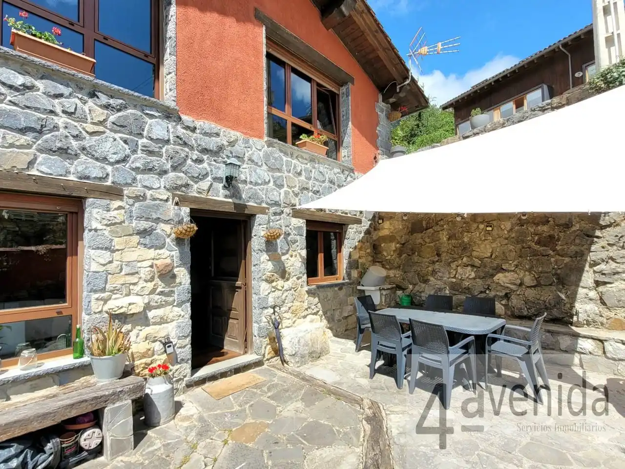 Casa o chalet en venta en caleao, Caso