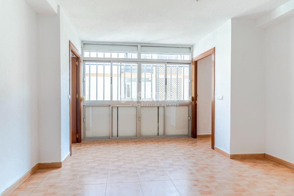 Flat for sale in Motril