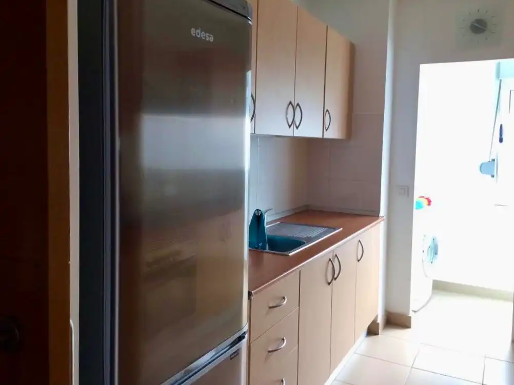 Cuina de Pis en venda en Las Palmas de Gran Canaria amb Traster, Moblat i Forn