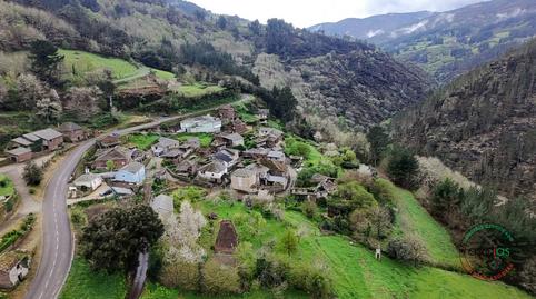 Foto 2 de Casa adosada en venda a Pesoz - al Pelorde, 19, Pesoz, Asturias