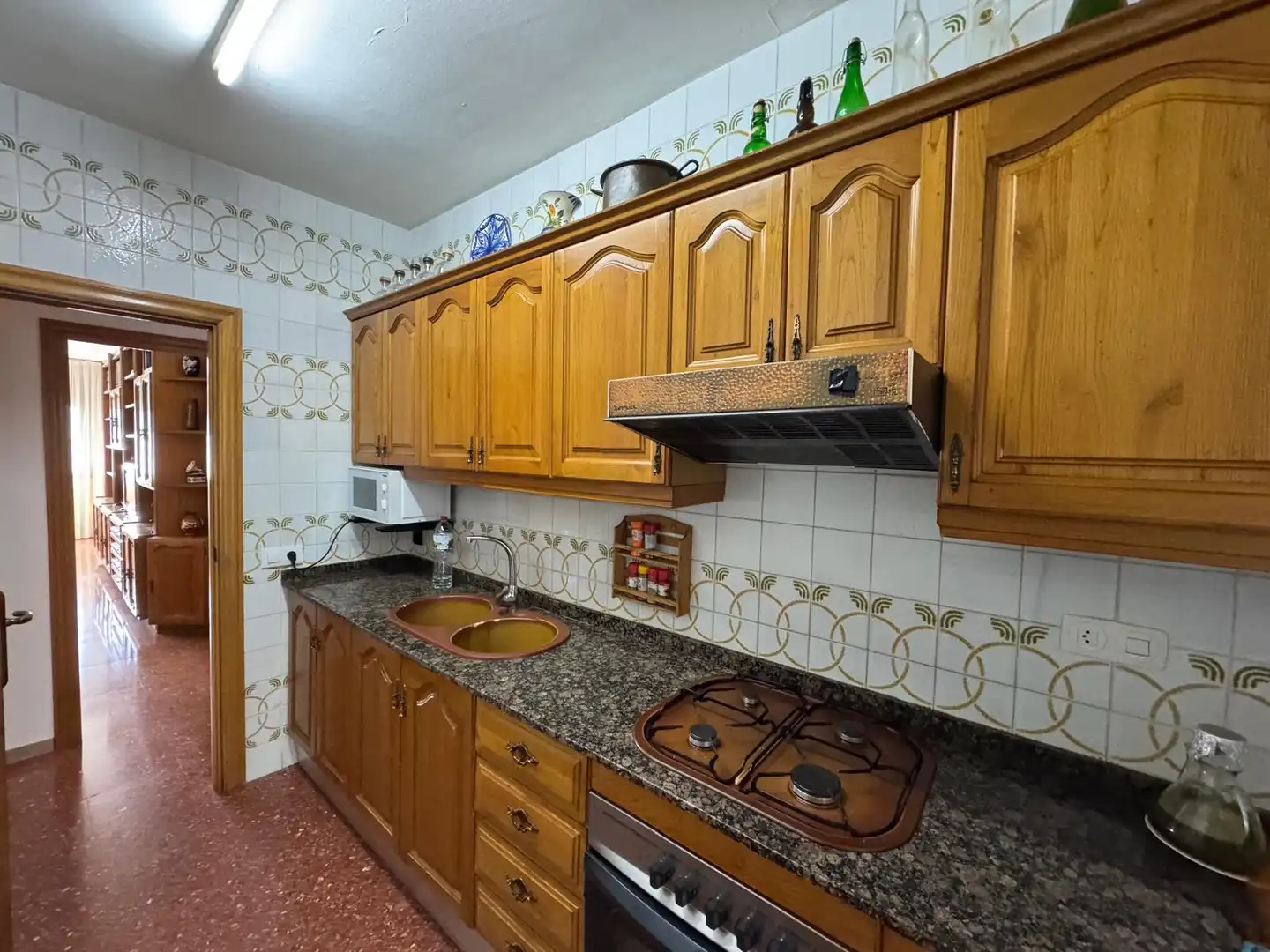 Cuina de Pis en venda en Badalona amb Moblat, Forn i Balcó