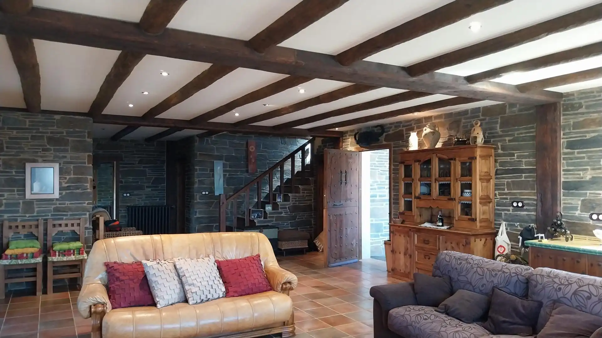 Living room of Houses for sale in Laza  with Private garden, Terrace and Furnished