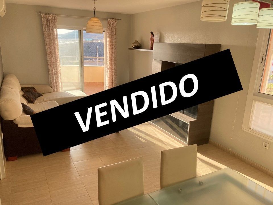 Dormitori de Pis en venda en Roquetas de Mar amb Aire condicionat, Terrassa i Piscina