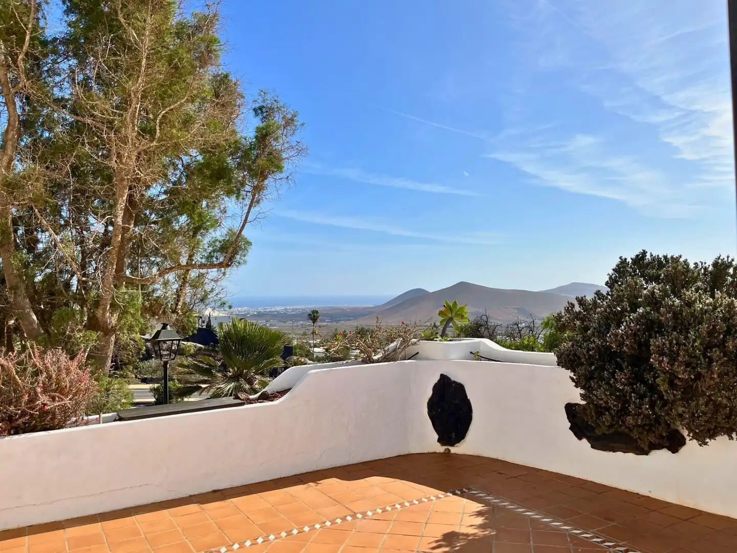 Vista exterior de Casa o chalet en venta en Teguise con Jardín privado y Terraza
