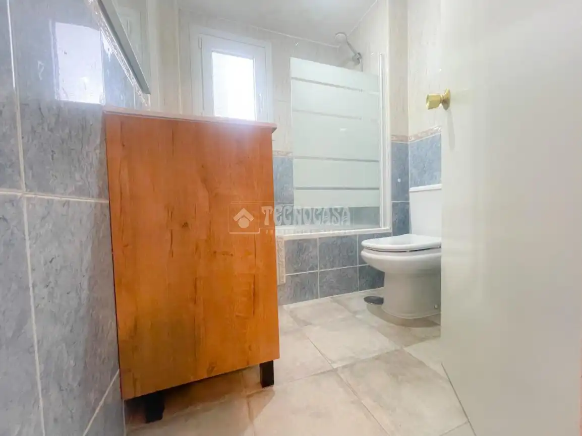 Badezimmer von Wohnung zum Verkauf in Guadarrama mit Heizung, Terrasse und Gemeinschaftspool