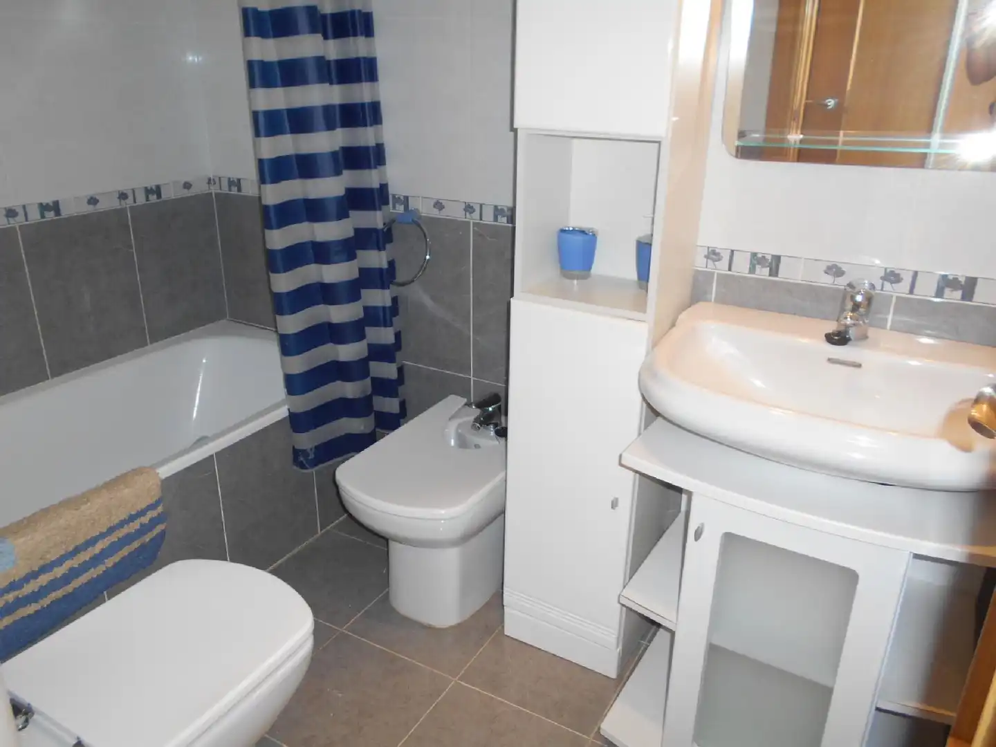Bathroom of Flat for rent in Oliva  with Heating, Terrace and Furnished