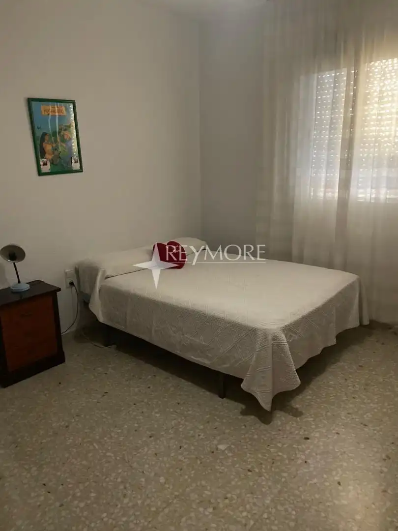 Dormitori de Casa o xalet en venda en Guadalcázar amb Aire condicionat, Terrassa i Traster