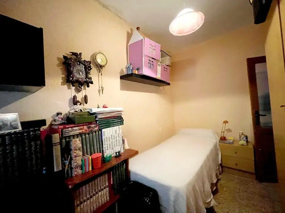 Habitación de Dúplex en venta en Borja con Aire acondicionado