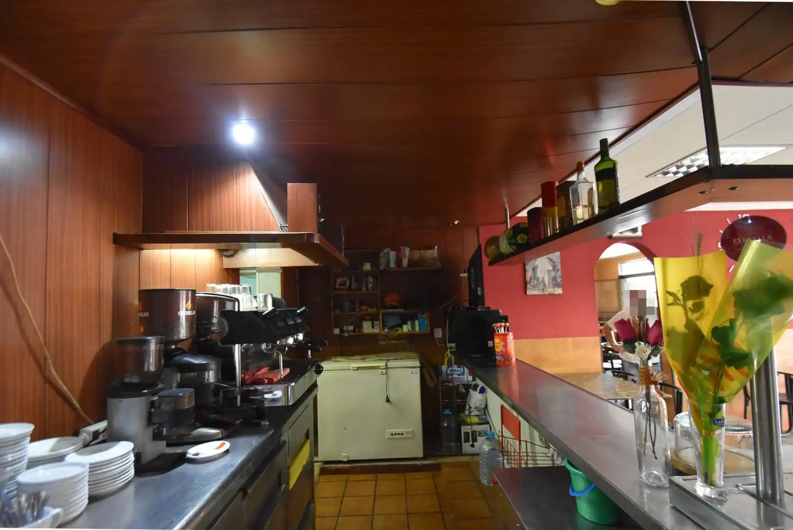 Cuina de Local de lloguer en Vilanova i la Geltrú