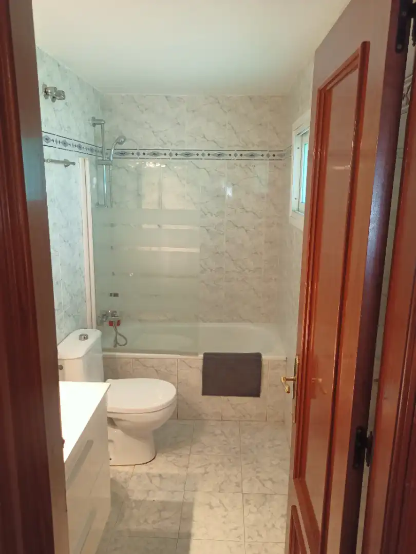 Penthouse with lift to rent in Calle Sancha de Lara, imagen 9