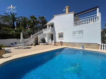 Villa con piscina in vendita a SALVADOR