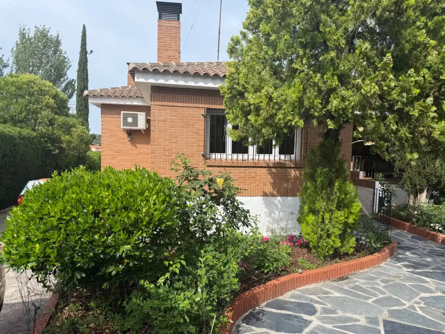 Vista exterior de Piso en venta en Las Rozas de Madrid con Aire acondicionado, Jardín privado y Parquet