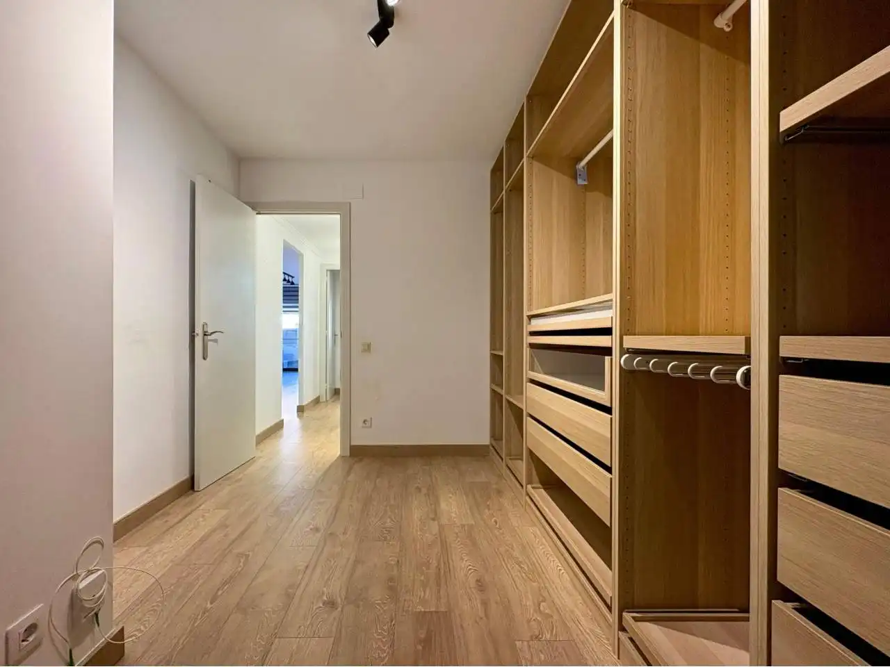 Flat with terrace to rent in Calle Tinent Coronel Sagués, imagen 15