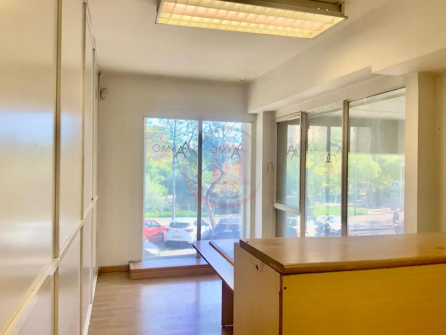 Commercial properties for rent in Barcelona  with Air Conditioner