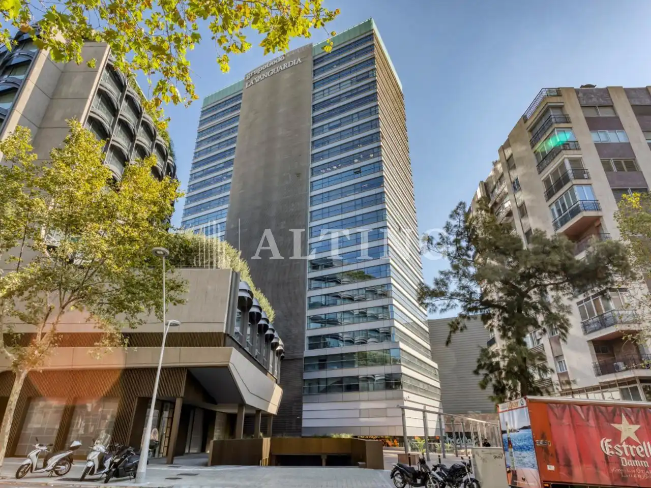 Vista exterior de Garaje de alquiler en Barcelona