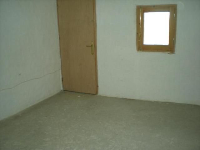 Country house for sale in la Bassa, Sunyer