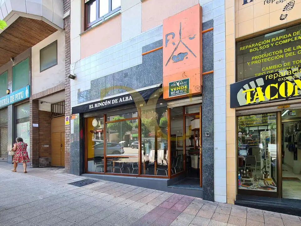 Geschaftsraum zur Miete in Avilés mit Möbliert