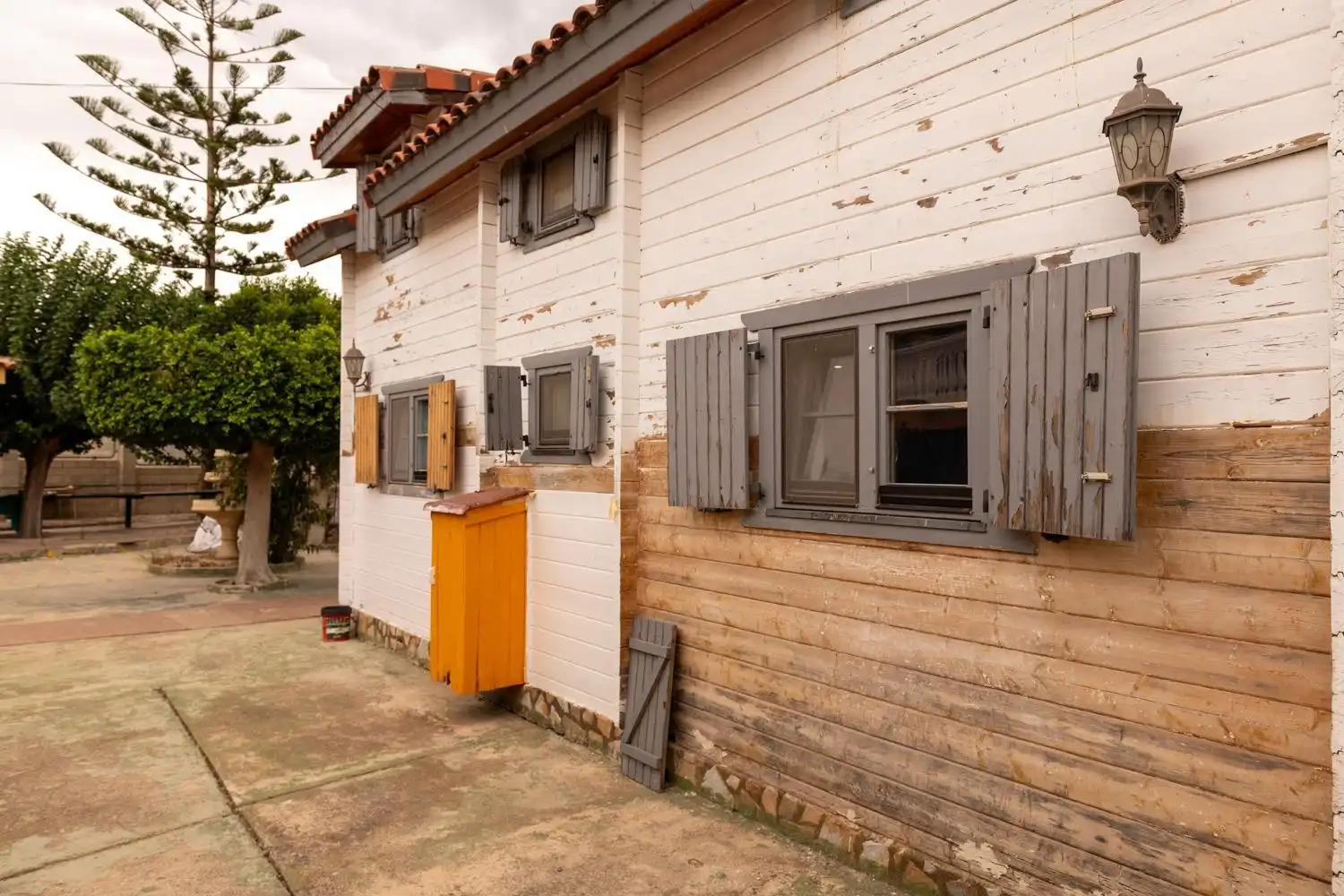 Vista exterior de Casa o xalet en venda en Alicante / Alacant amb Aire condicionat, Calefacció i Jardí privat