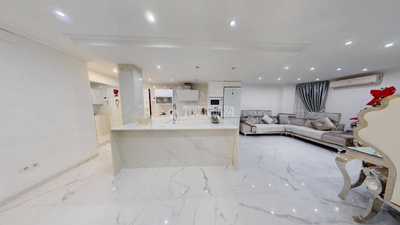 Piso en venta en Na Rovella - Hermanos Maristas  , Quatre Carreres