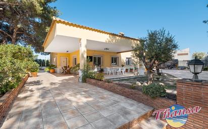Garden of House or chalet for sale in Elche / Elx  with Air Conditioner and Terrace